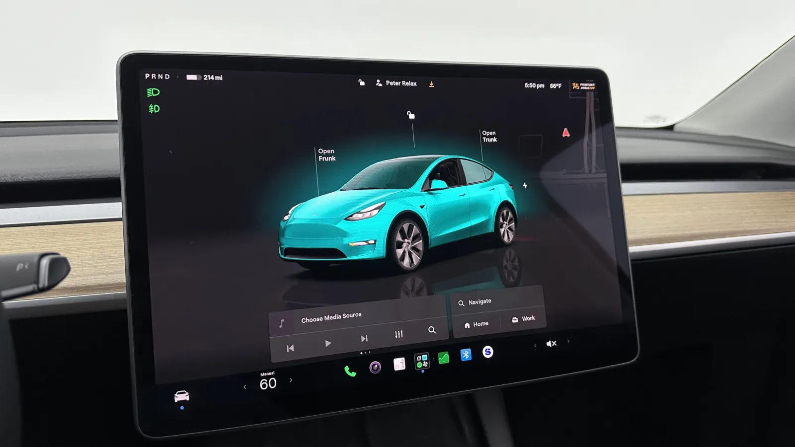Tesla Model Y photo 14