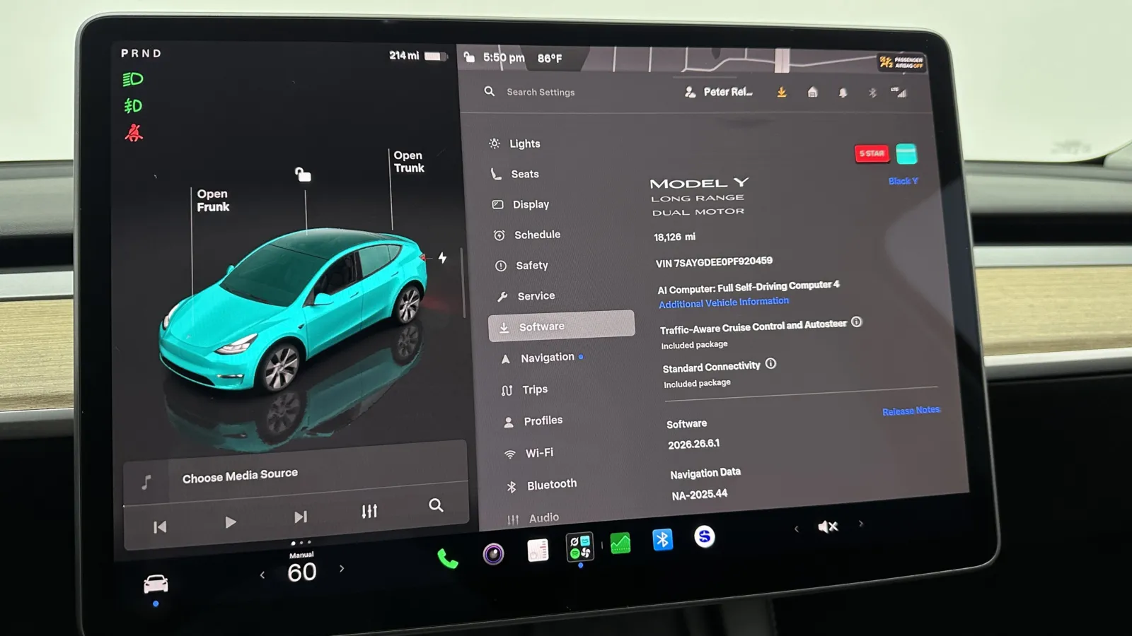 Tesla Model Y photo 19