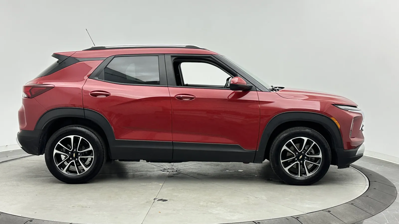 Chevrolet Trailblazer photo 8