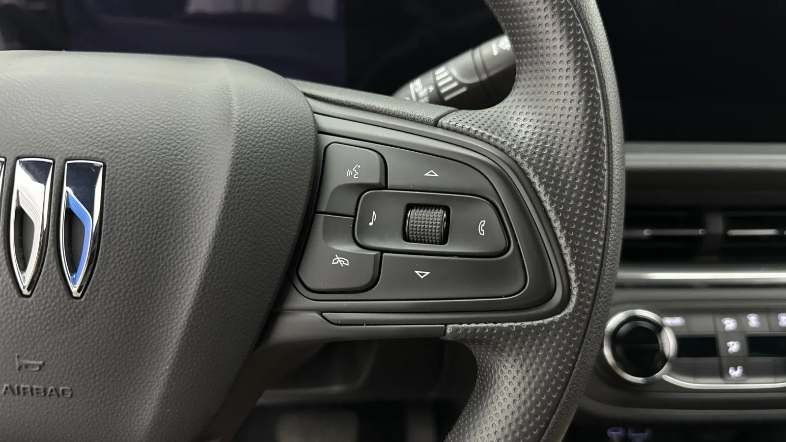Buick Envista photo 20