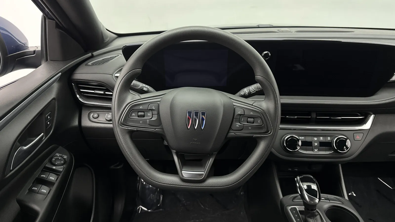 Buick Envista photo 26