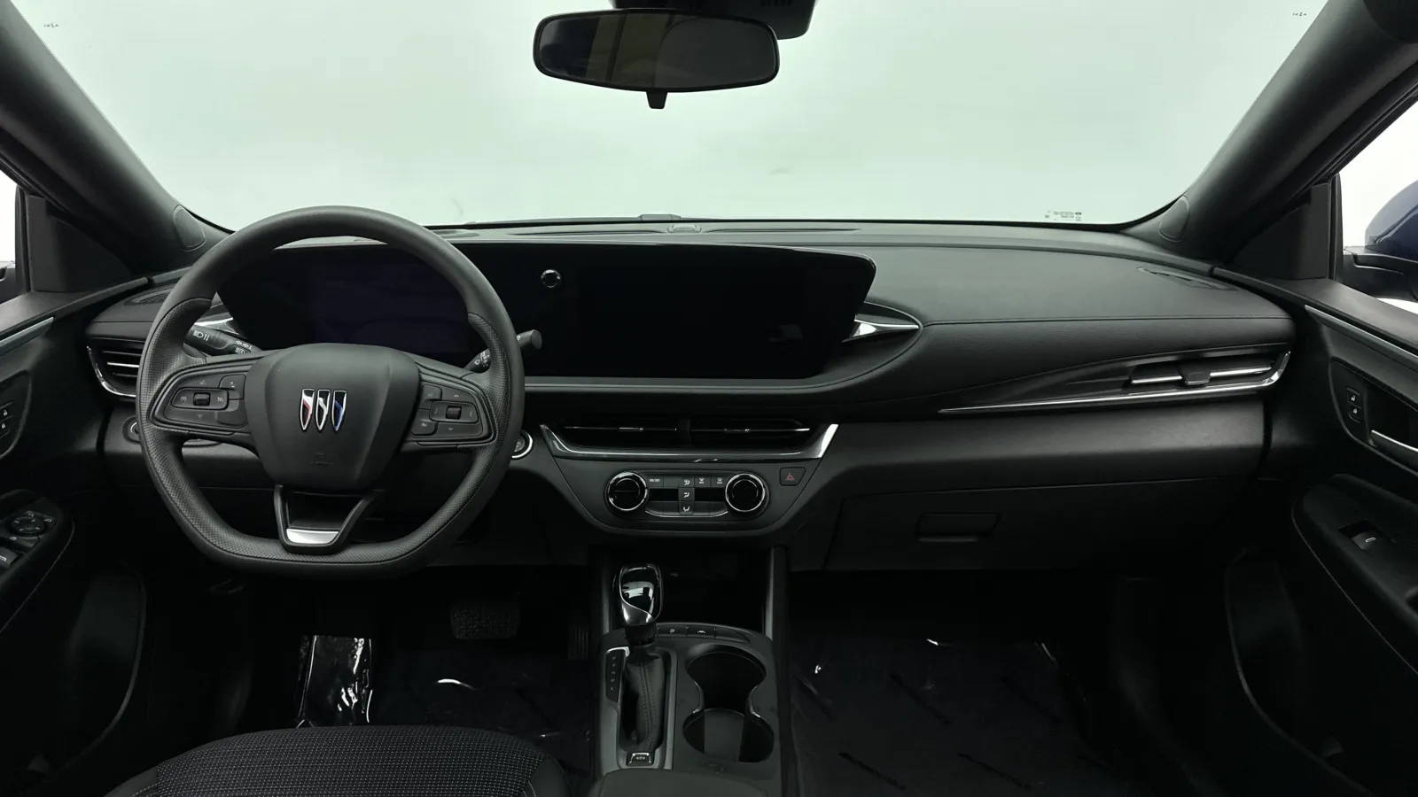 Buick Envista photo 28