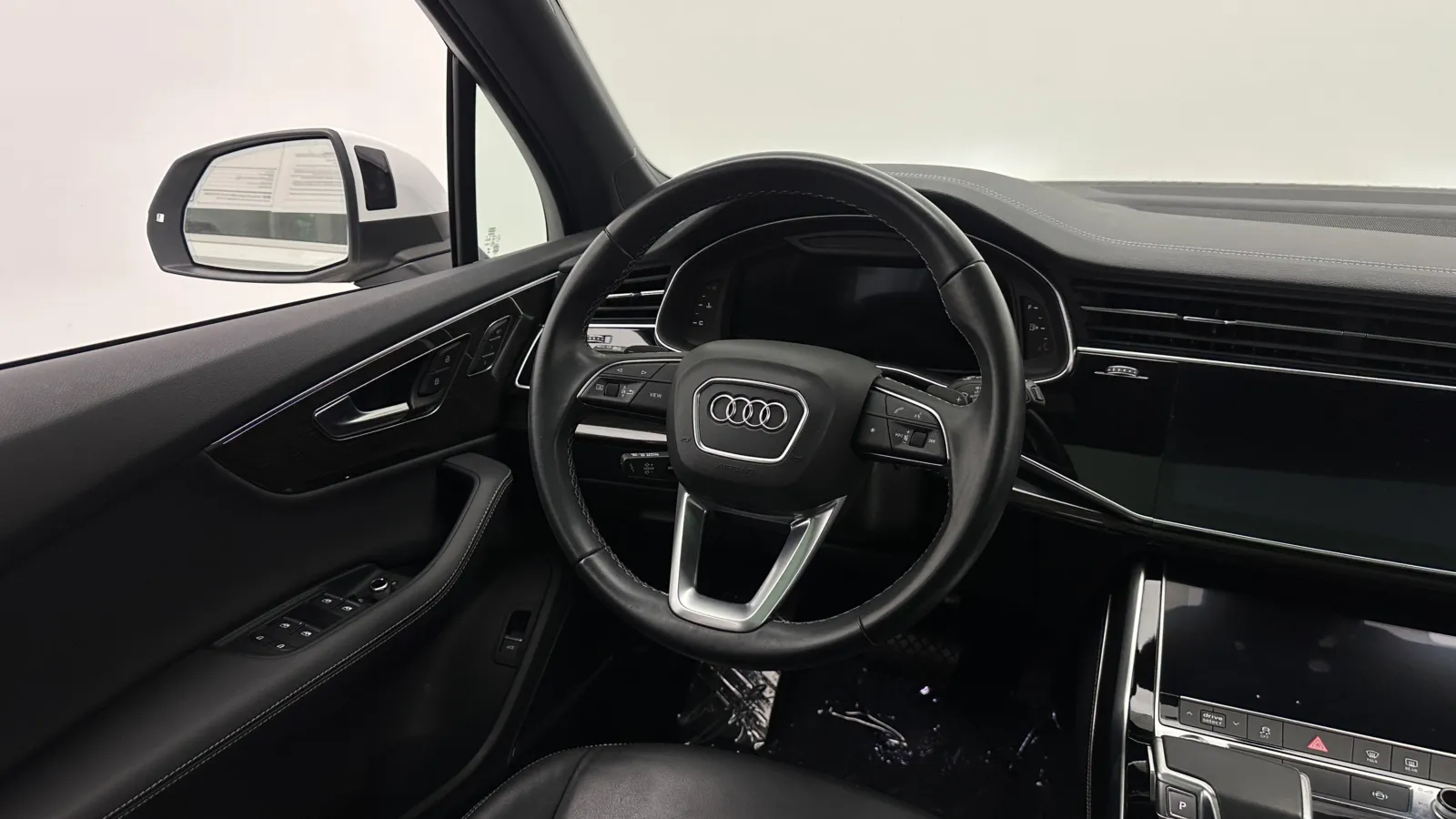 Audi Q7 photo 30