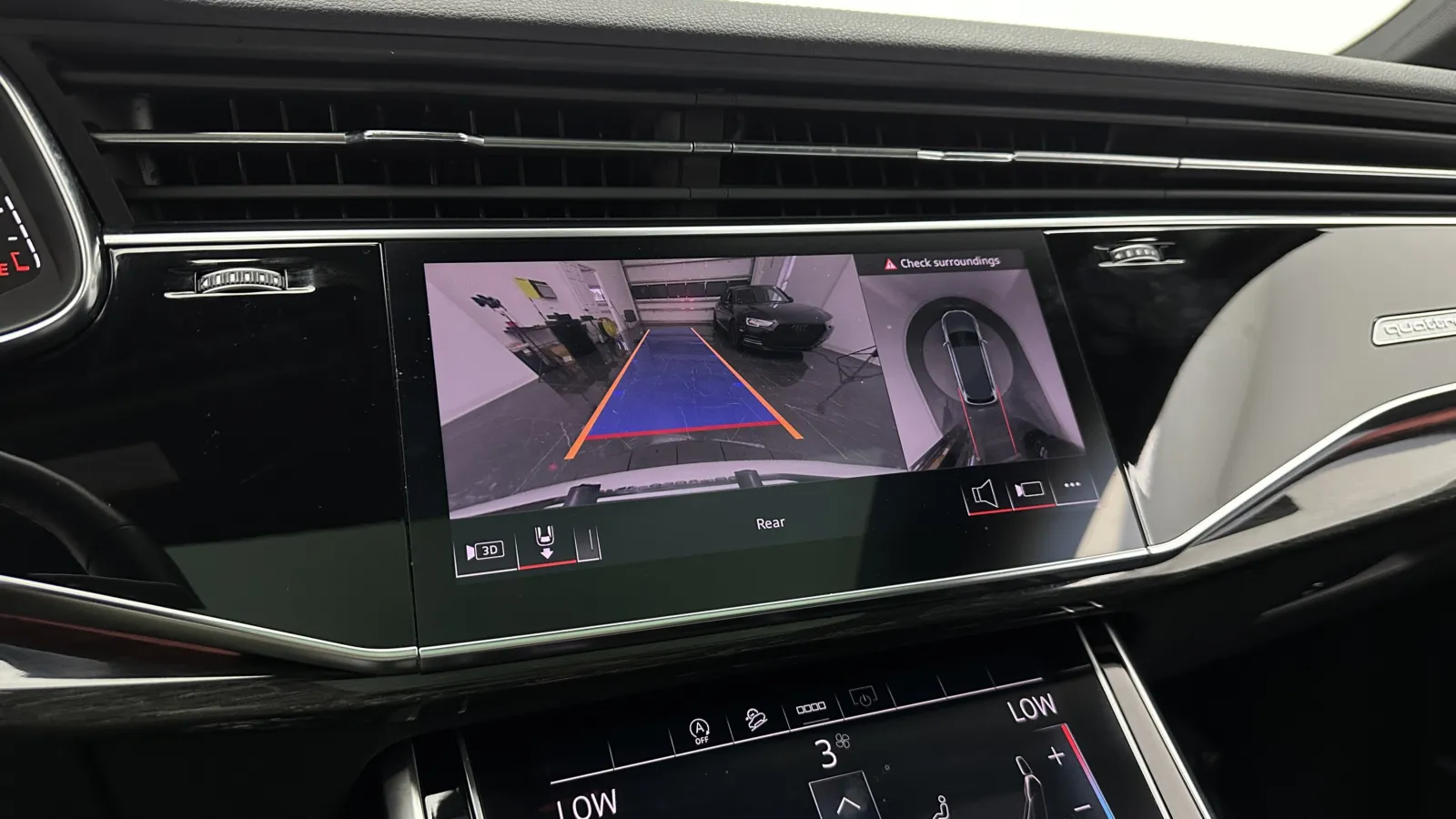 Audi Q7 photo 24