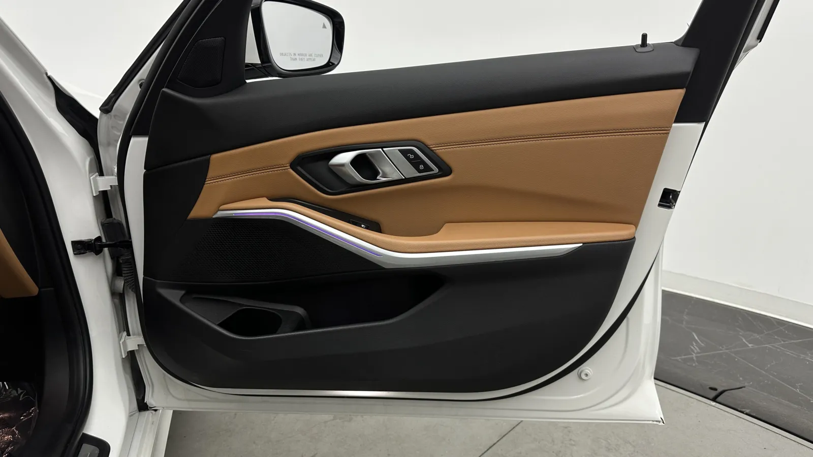 BMW 3 Series photo 37