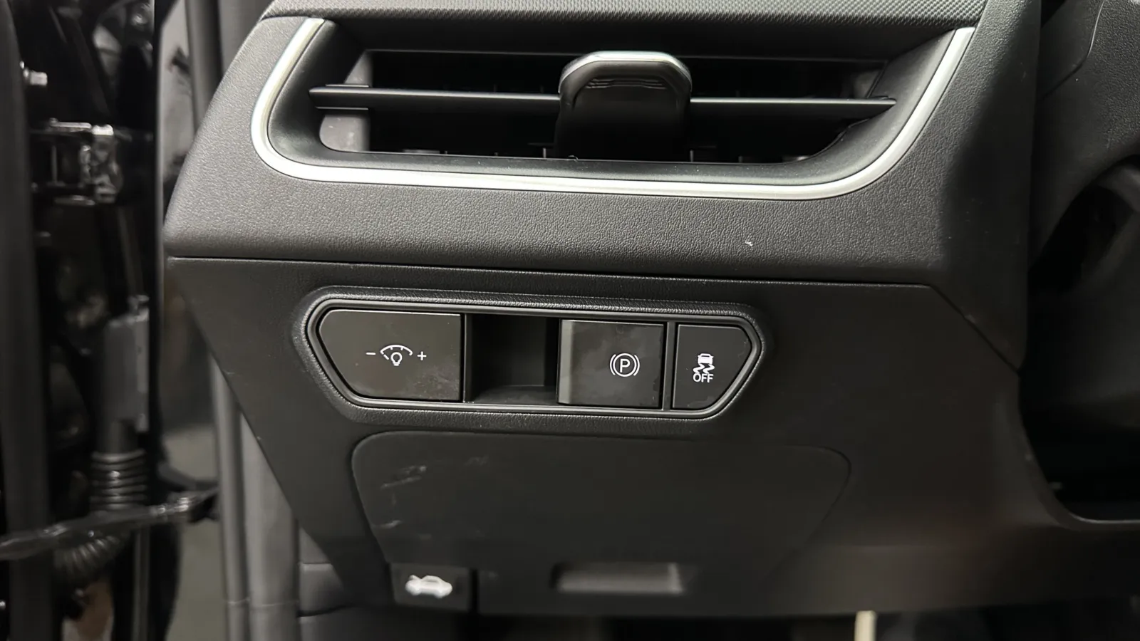 Kia K4 photo 17