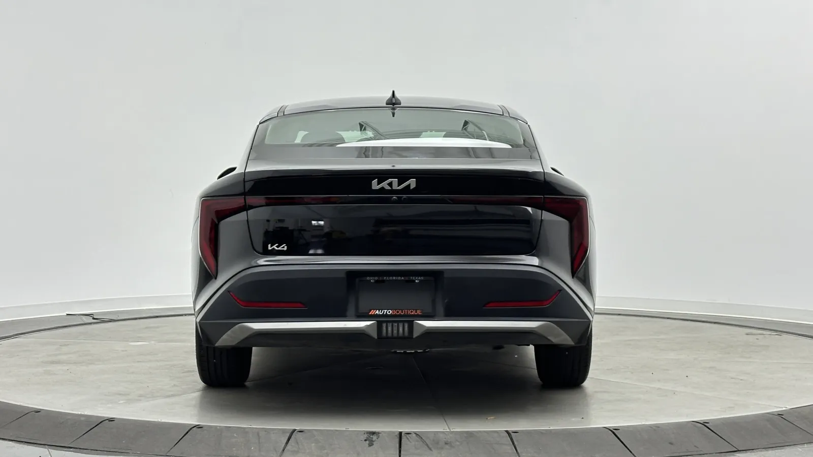 Kia K4 photo 6