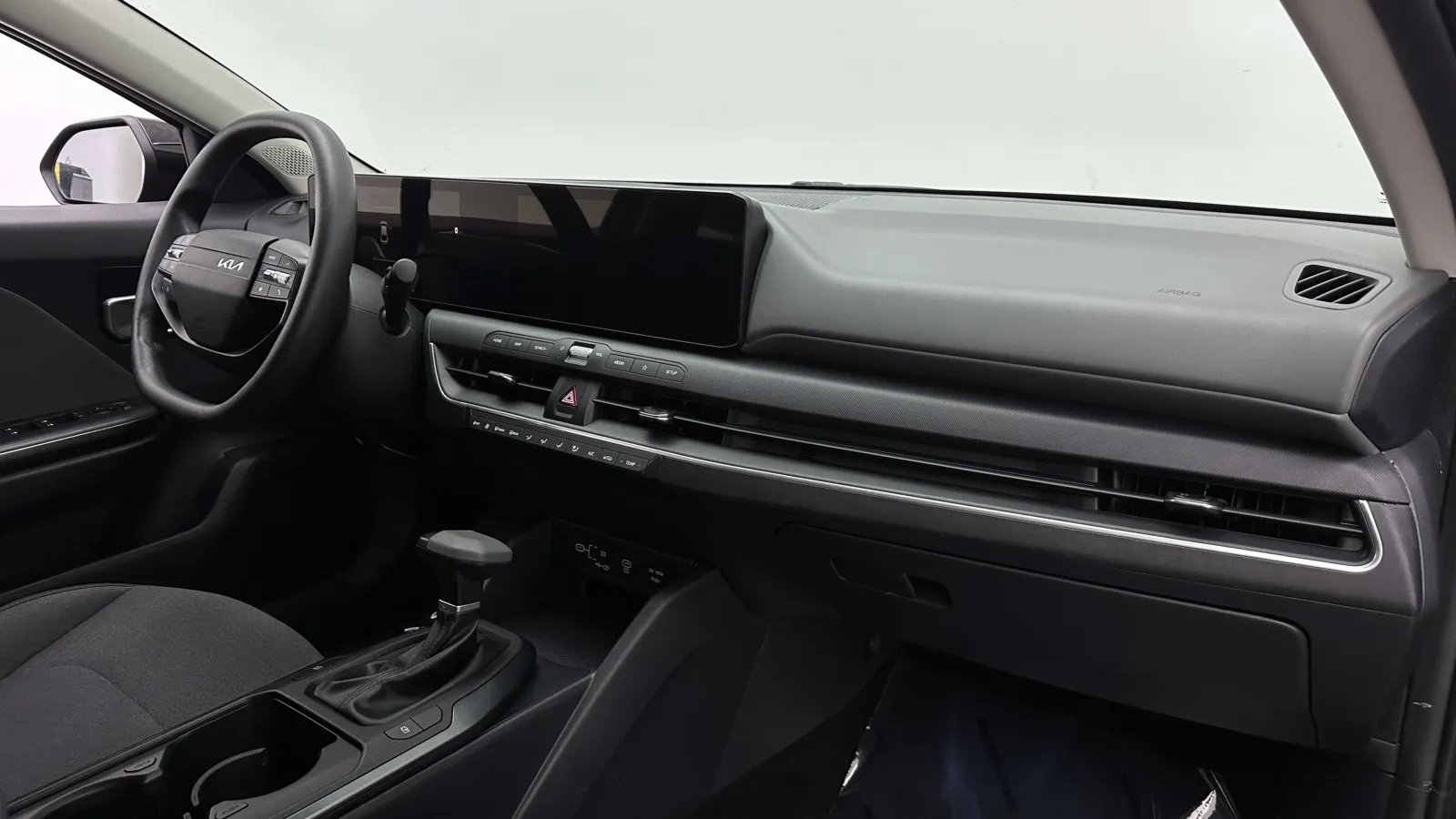 Kia K4 photo 35