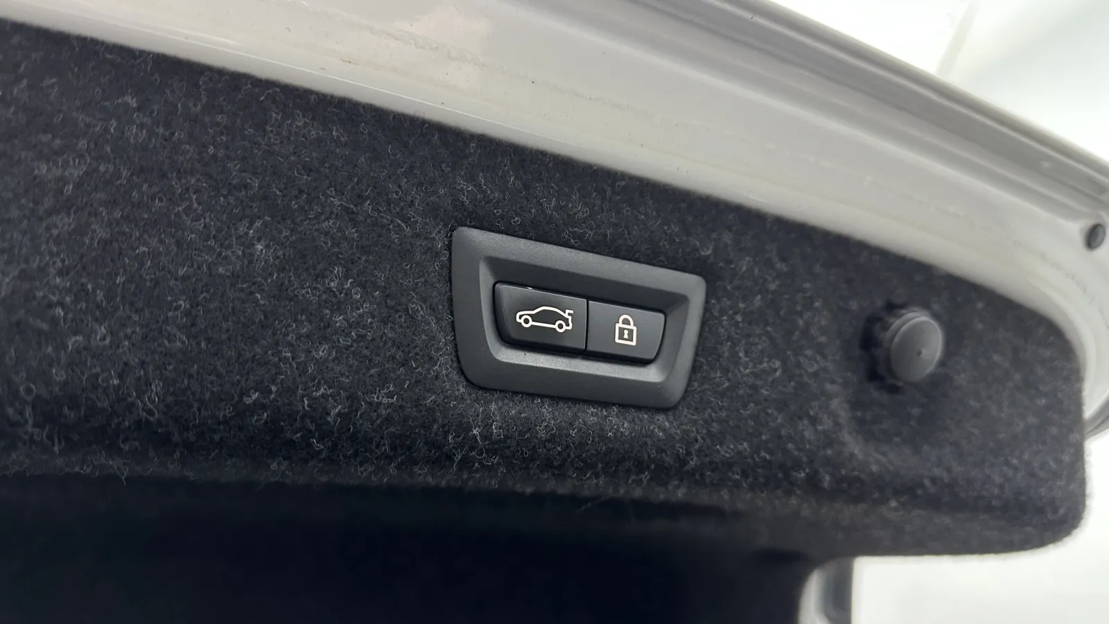 BMW 5 Series photo 31