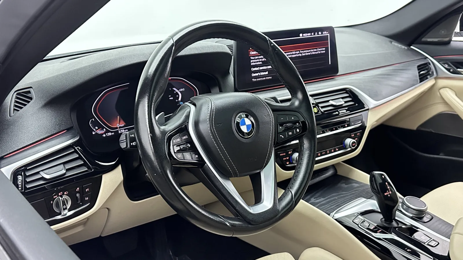 BMW 5 Series photo 10