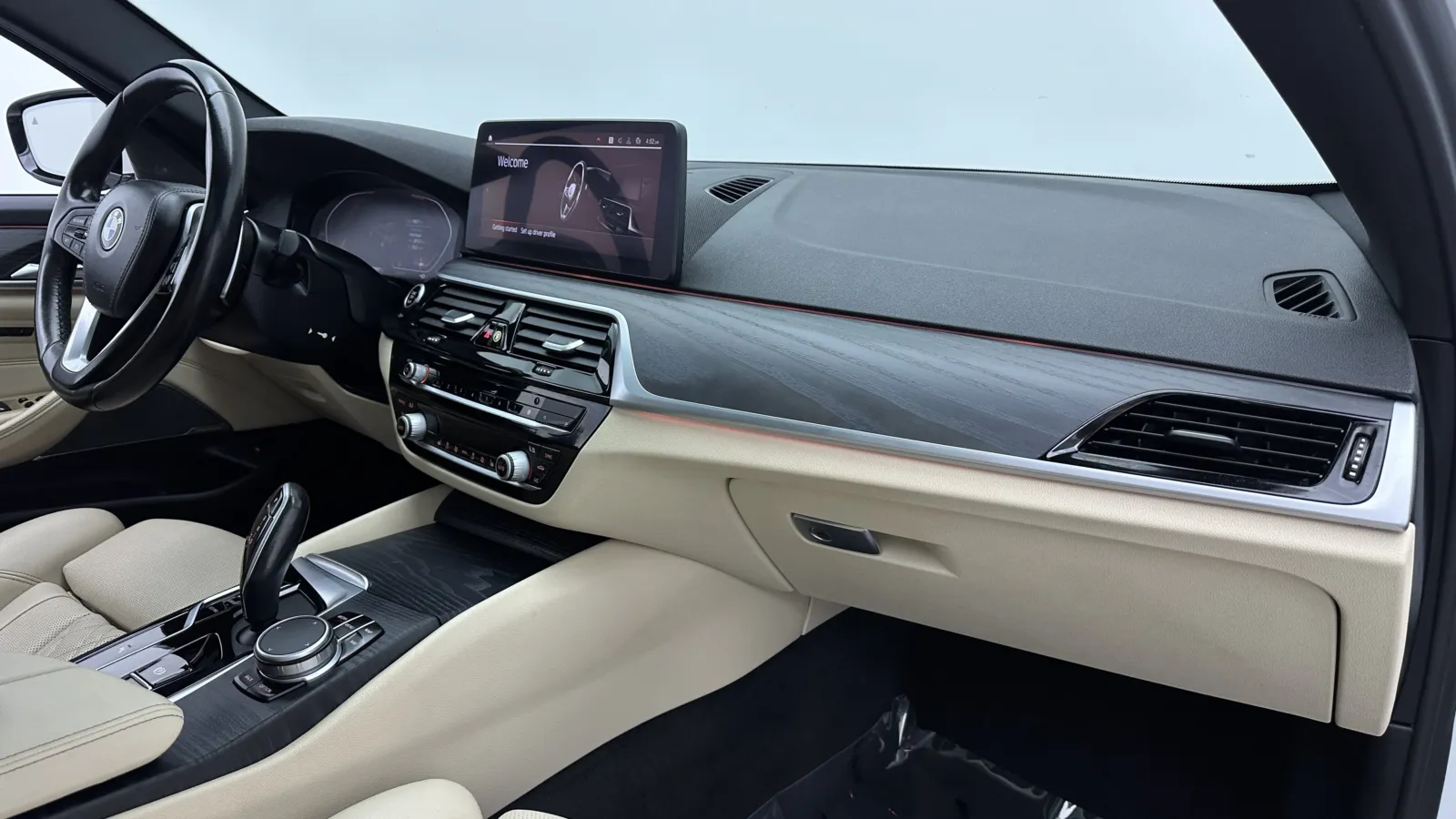 BMW 5 Series photo 39