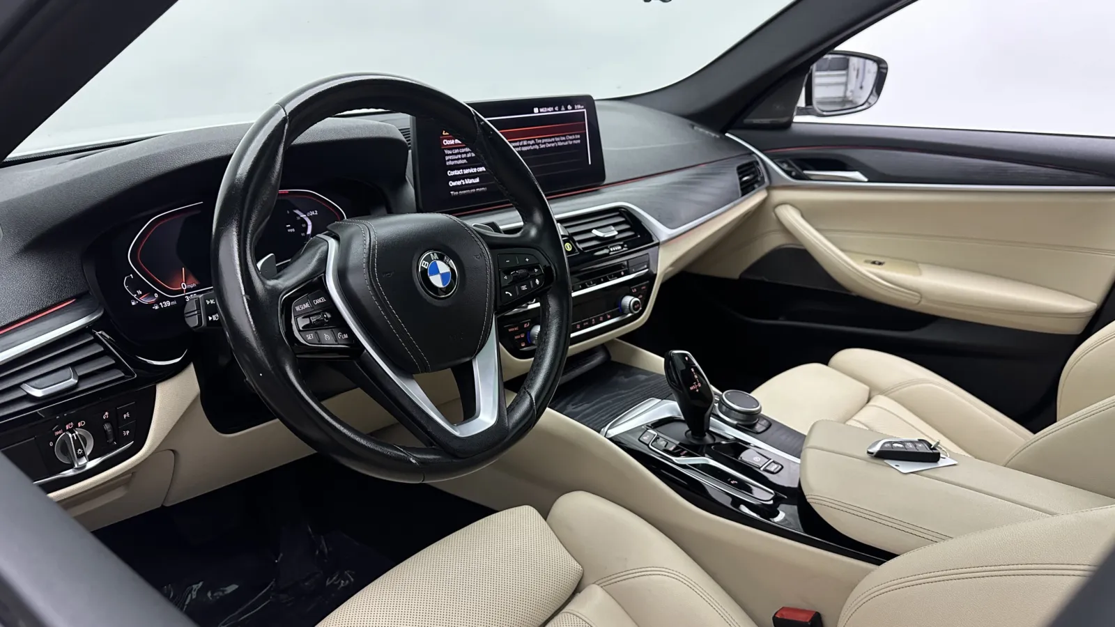 BMW 5 Series photo 12