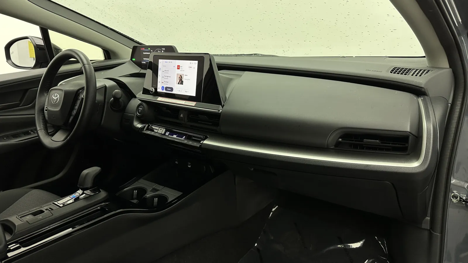 Toyota Prius photo 29