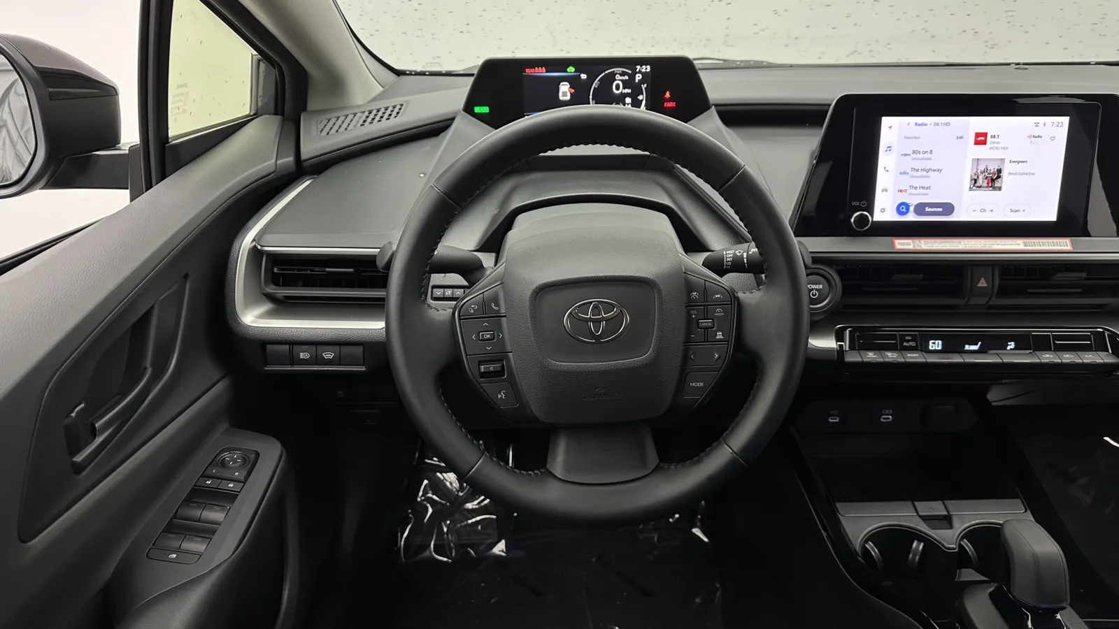 Toyota Prius photo 30