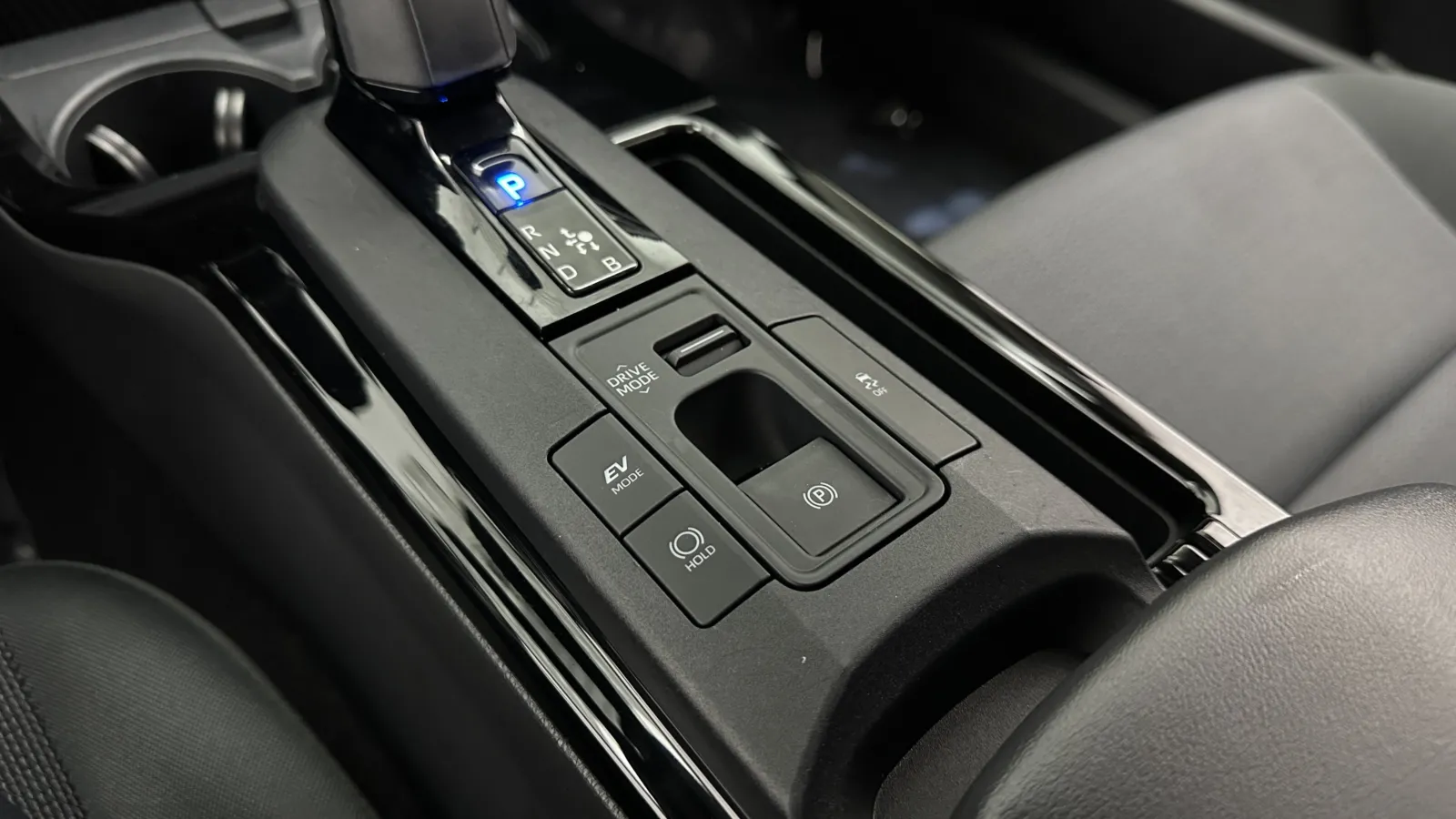 Toyota Prius photo 15