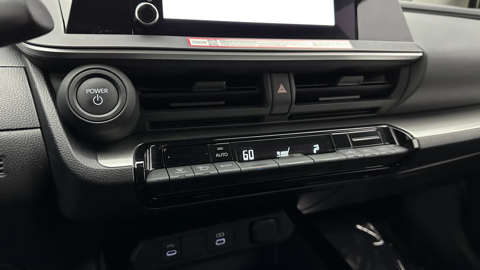 Toyota Prius photo 16