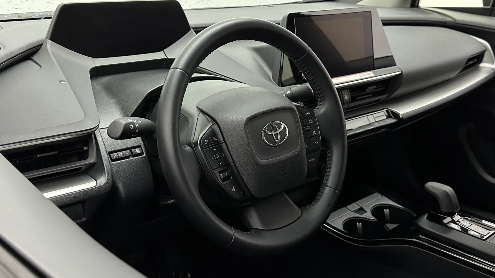 Toyota Prius photo 8