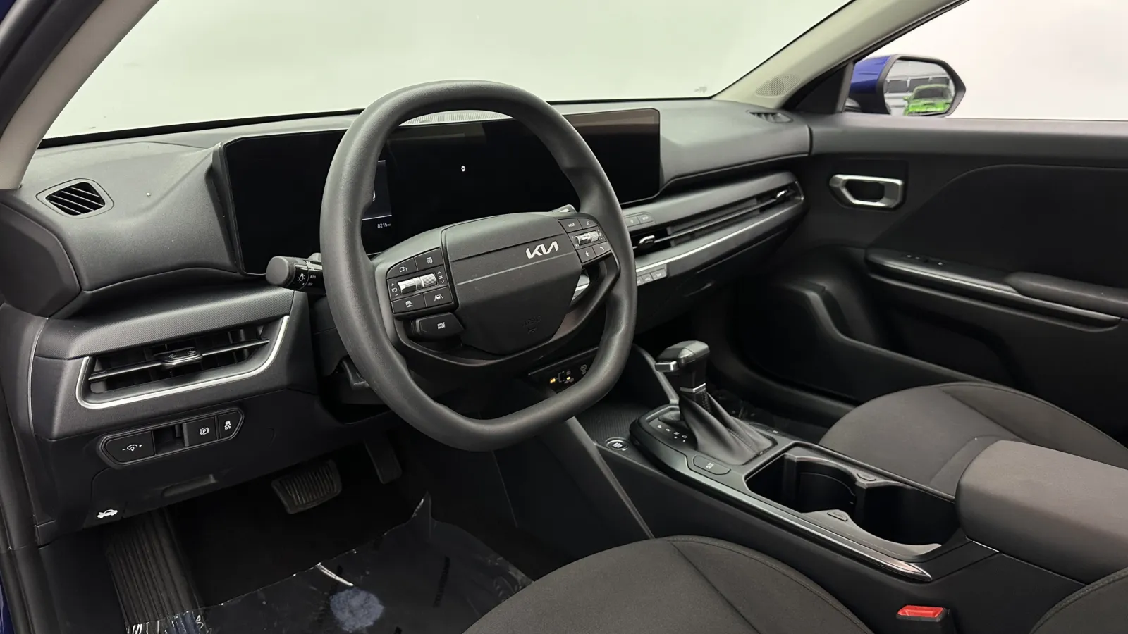 Kia K4 photo 11