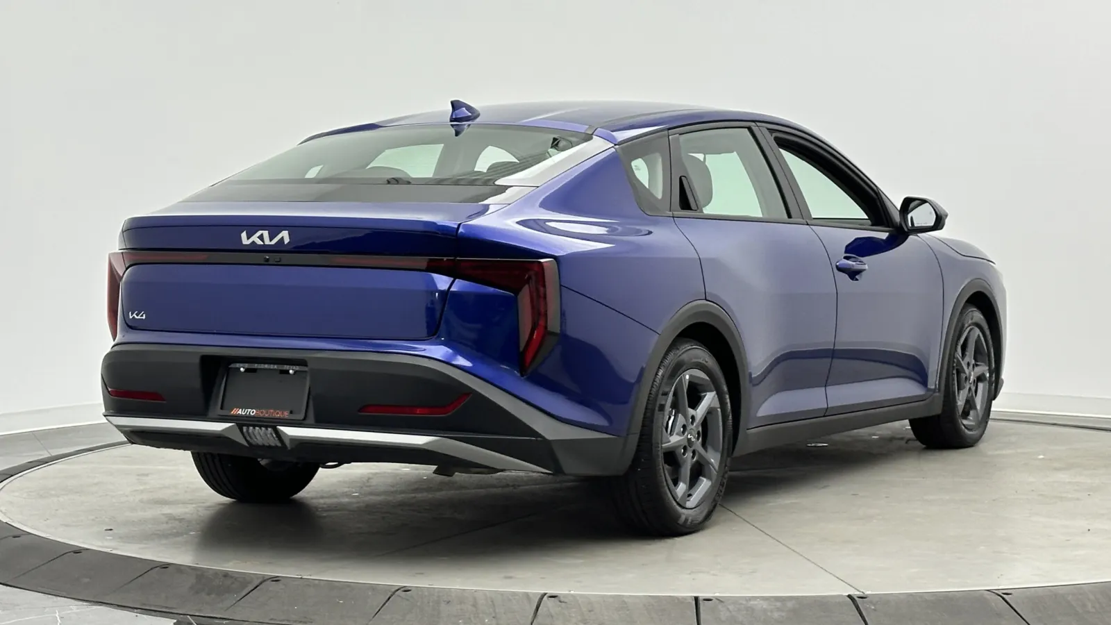 Kia K4 photo 7