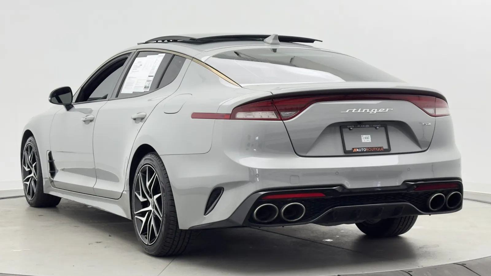 Kia Stinger photo 7