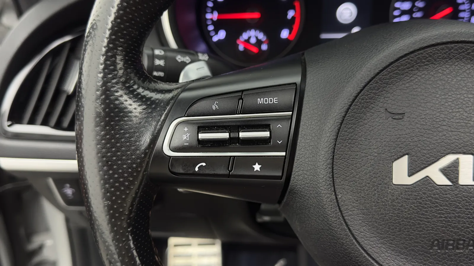 Kia Stinger photo 19