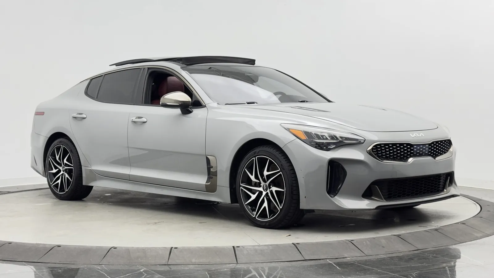 Kia Stinger photo 3