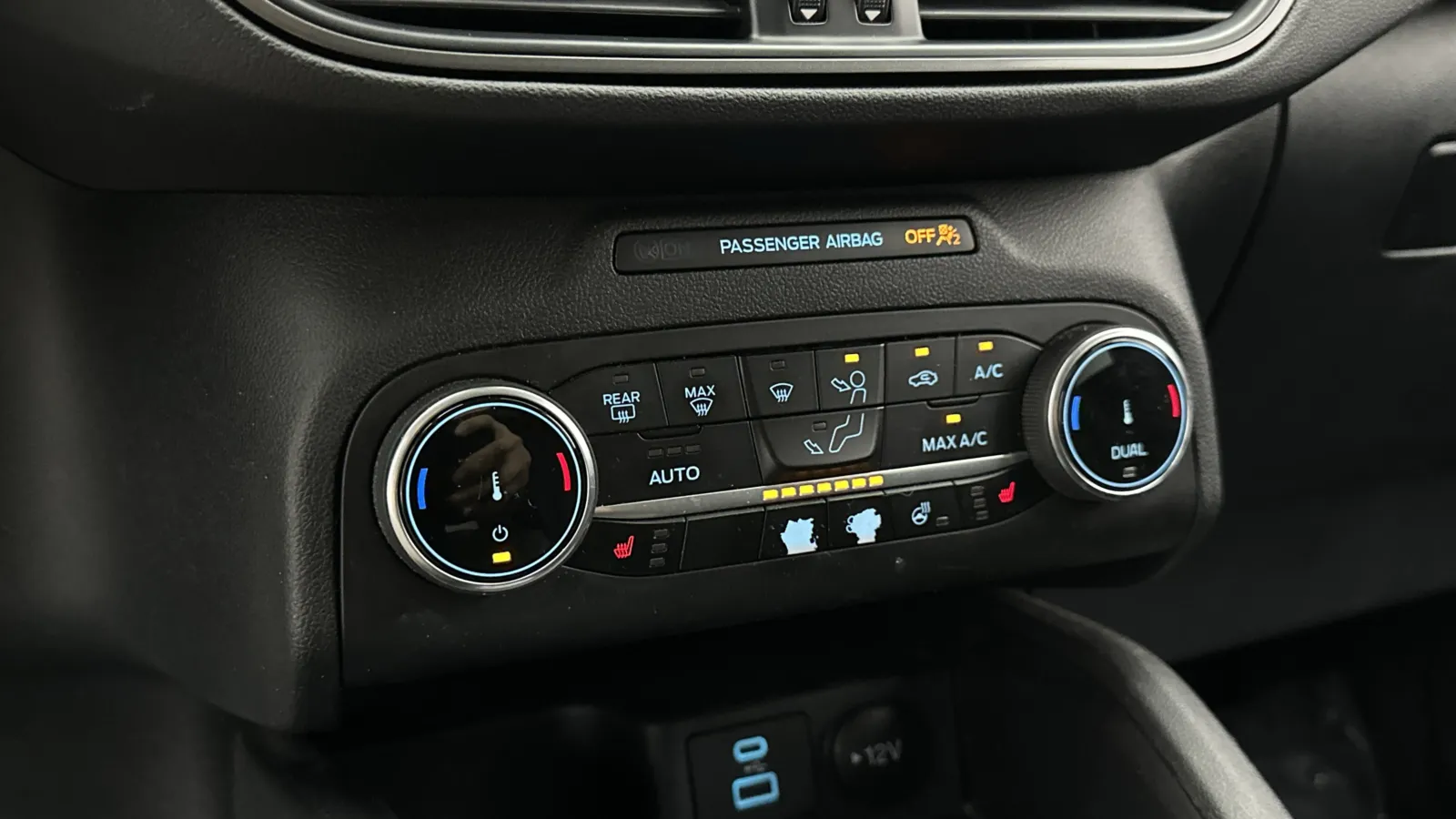 Ford Escape photo 19