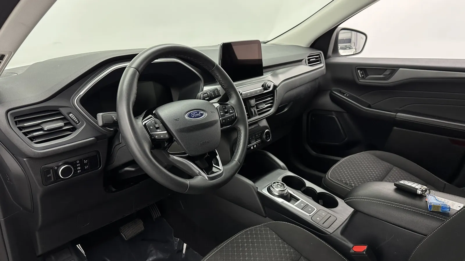 Ford Escape photo 11