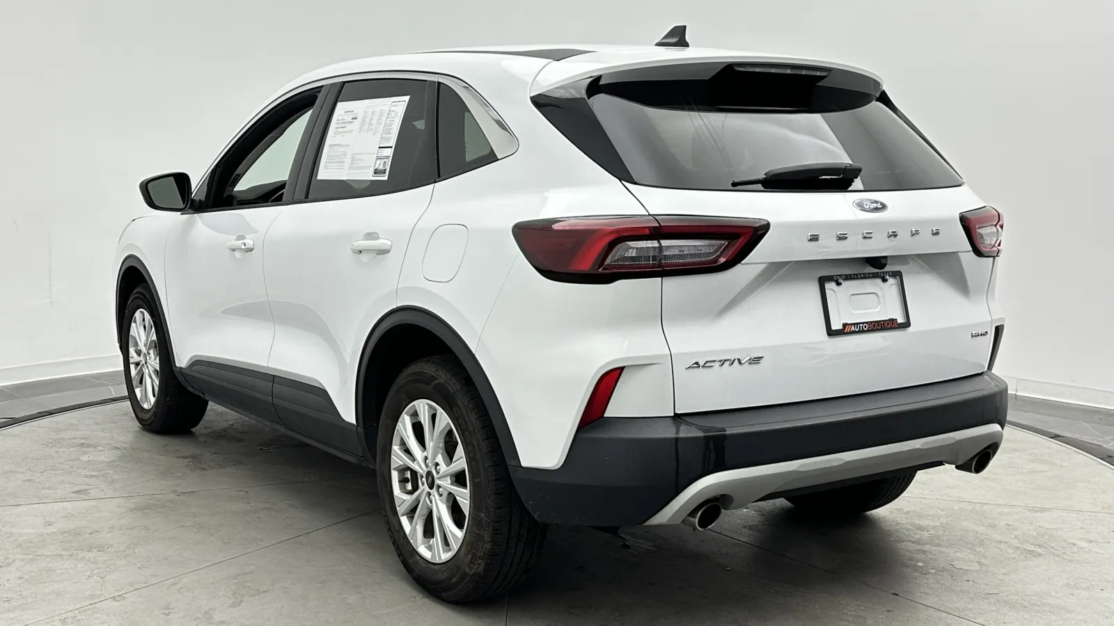 Ford Escape photo 5