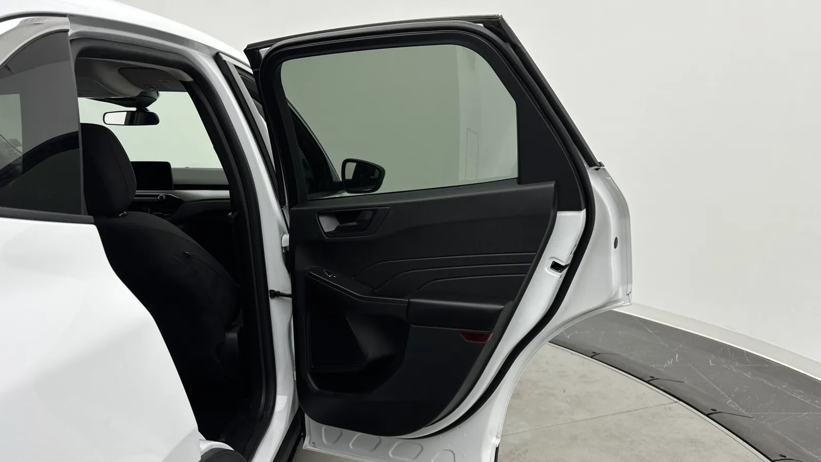 Ford Escape photo 28
