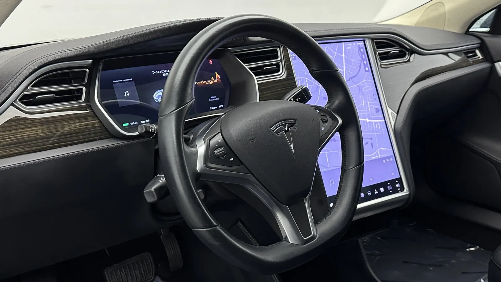 Tesla Model S photo 10