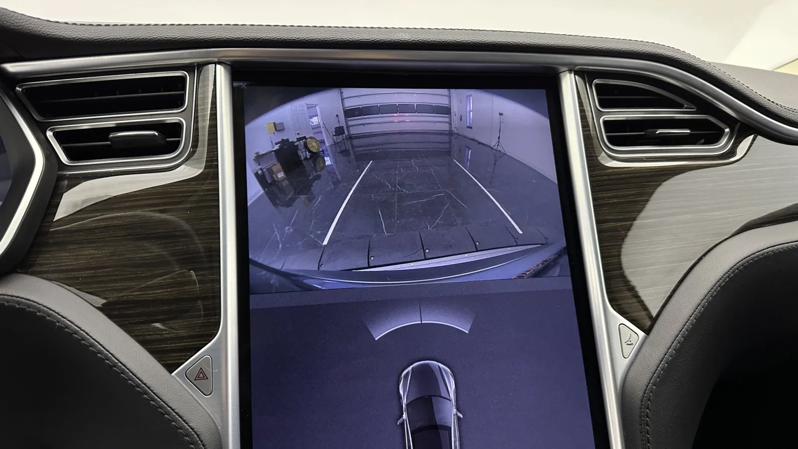 Tesla Model S photo 19