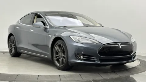 Another view of 2014 Tesla Model S 60 kWh Battery for sale in Jacksonville, FL at Auto Boutique Florida