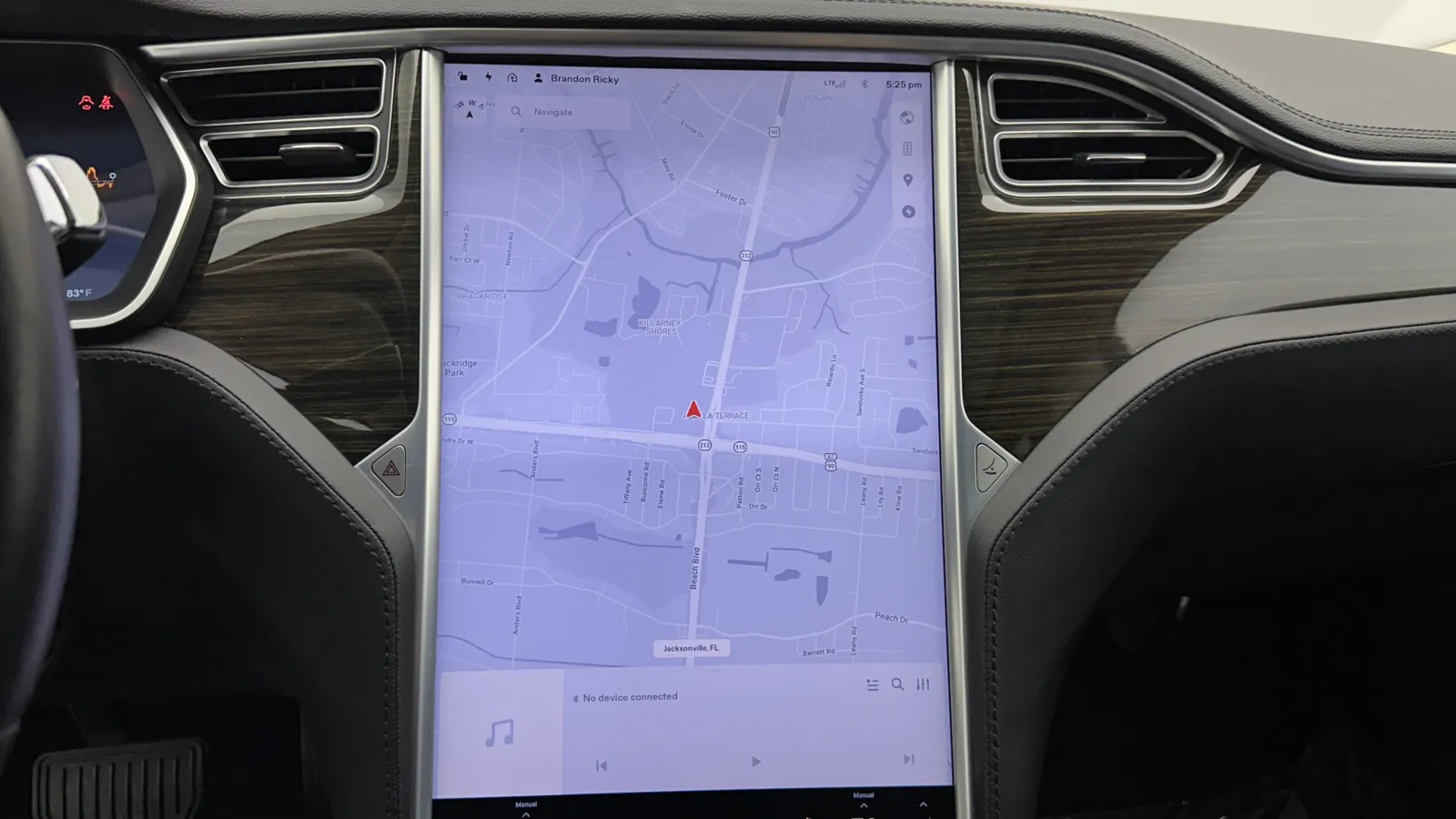 Tesla Model S photo 4