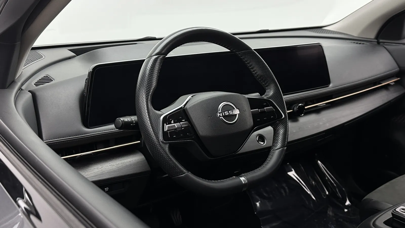 Nissan Ariya photo 9