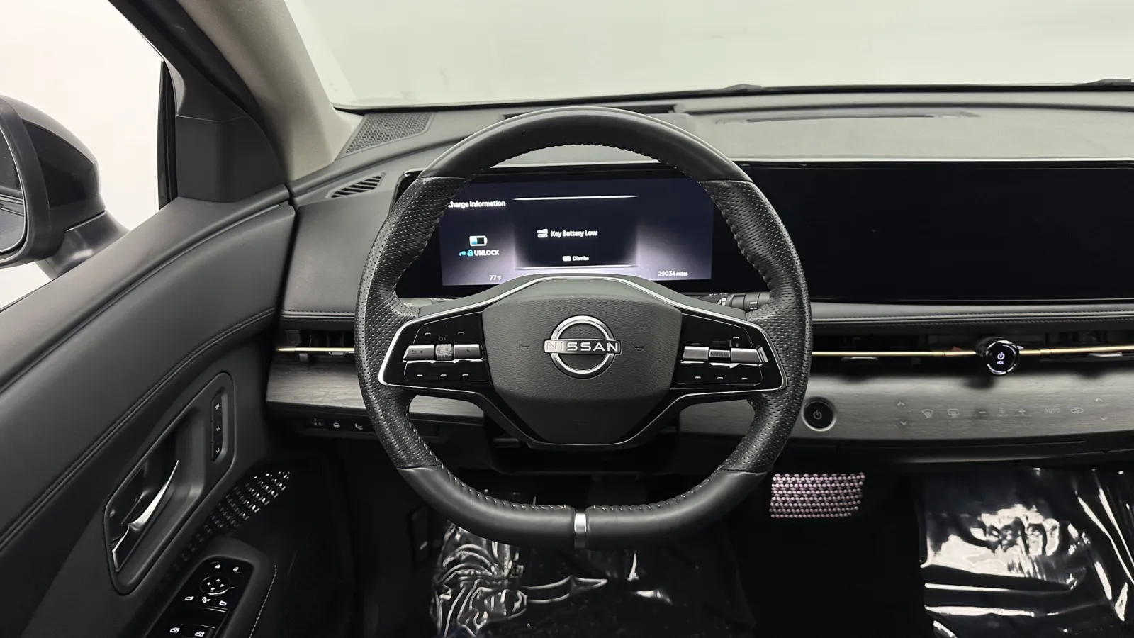 Nissan Ariya photo 28