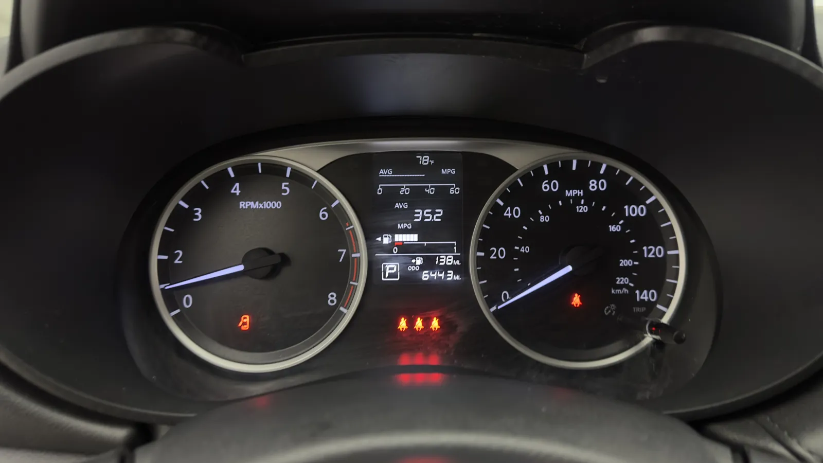 Nissan Versa photo 16