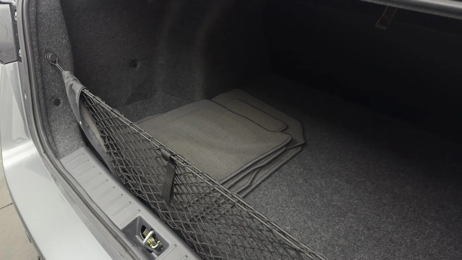 Nissan Versa photo 27
