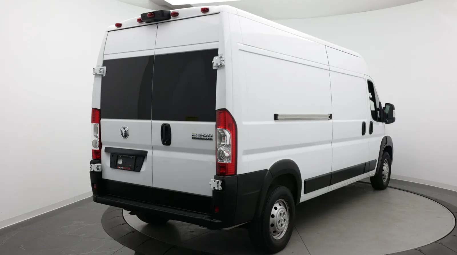 Ram Cargo Van photo 8