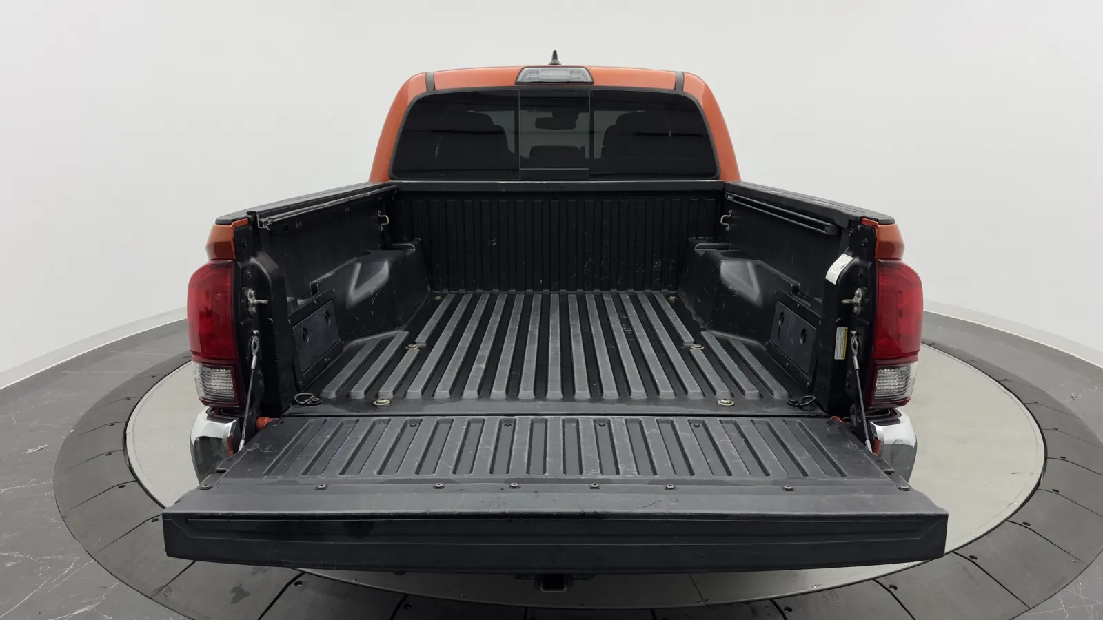 Toyota Tacoma photo 20