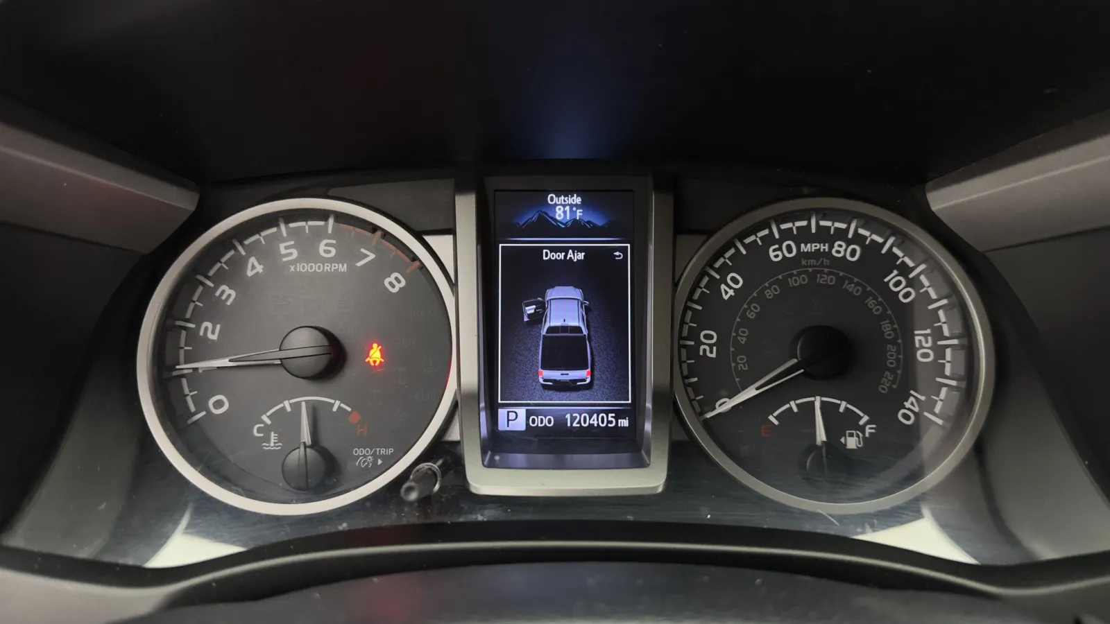 Toyota Tacoma photo 15