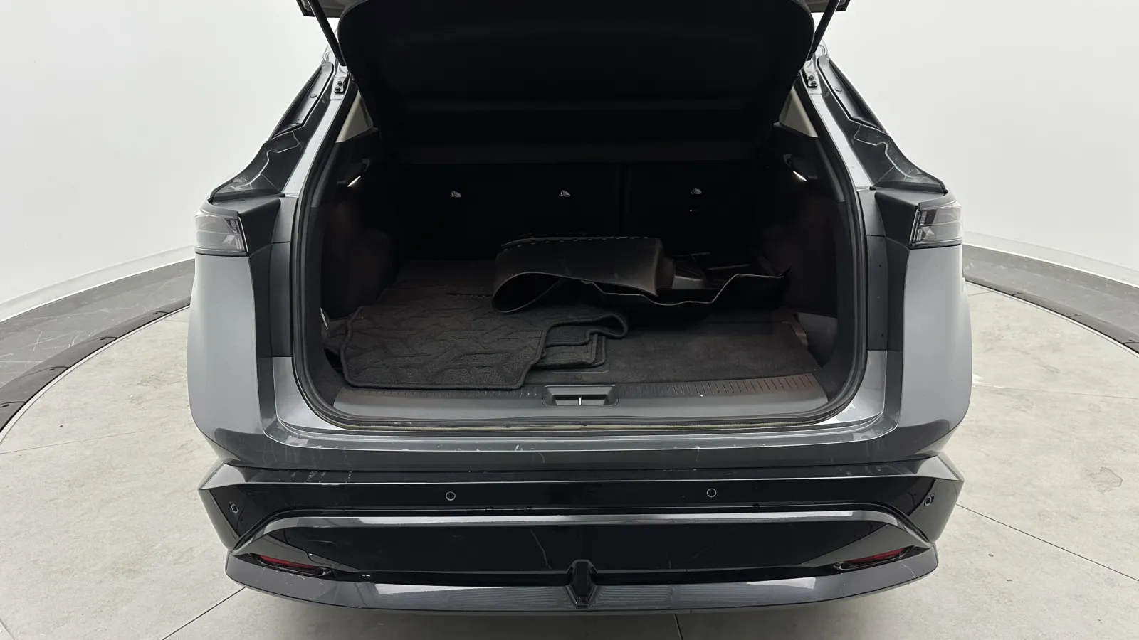 Nissan Ariya photo 27