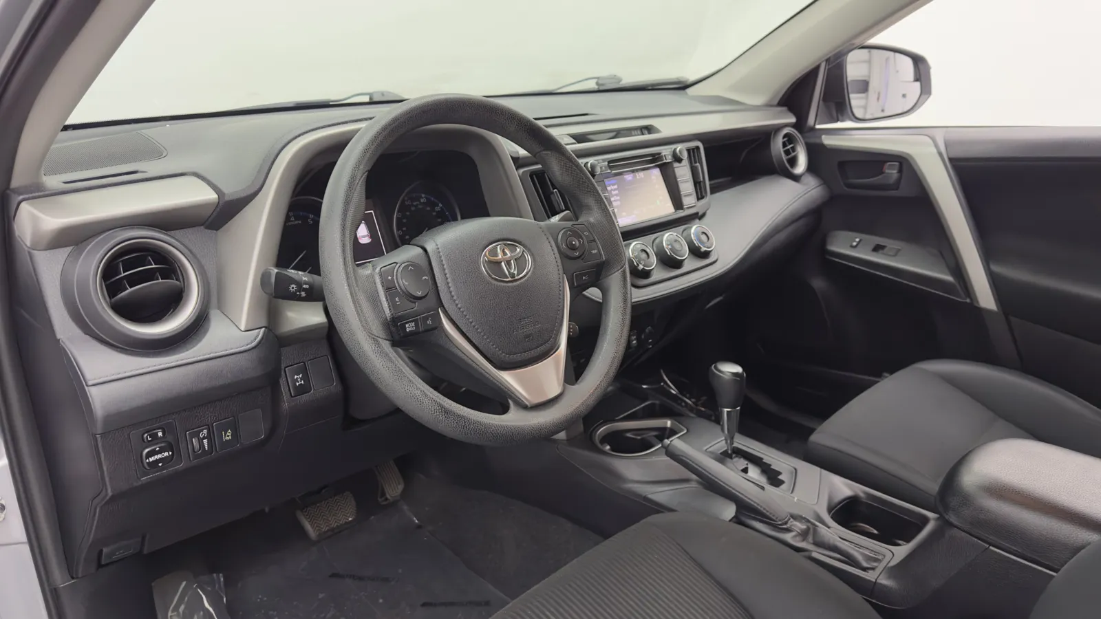 Toyota RAV4 photo 10