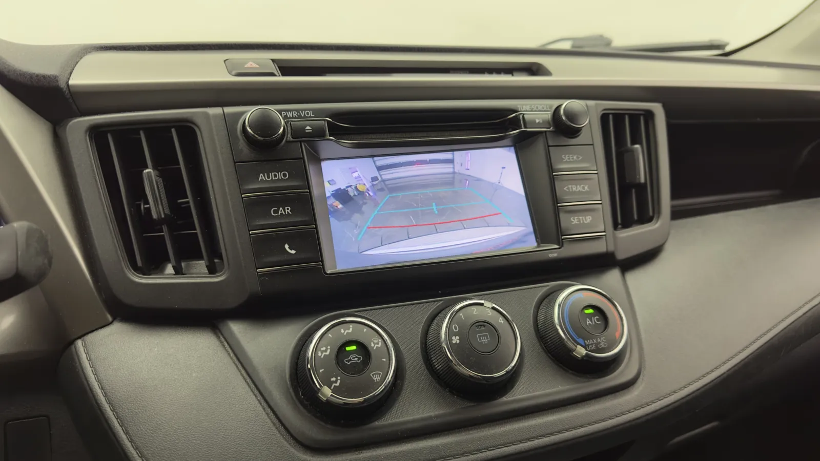 Toyota RAV4 photo 14