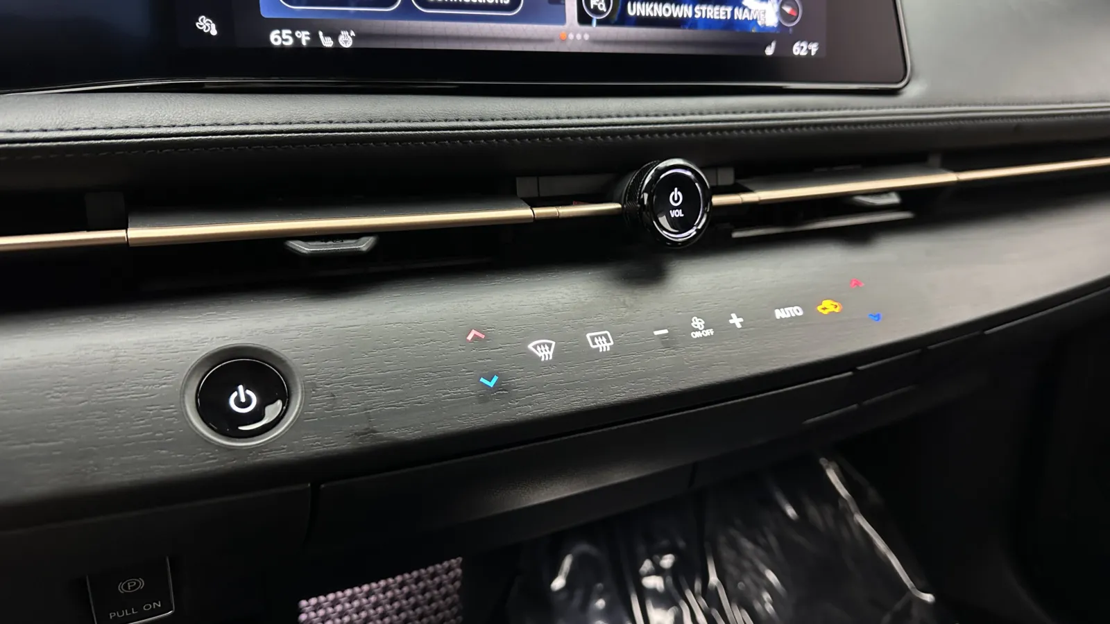 Nissan Ariya photo 19