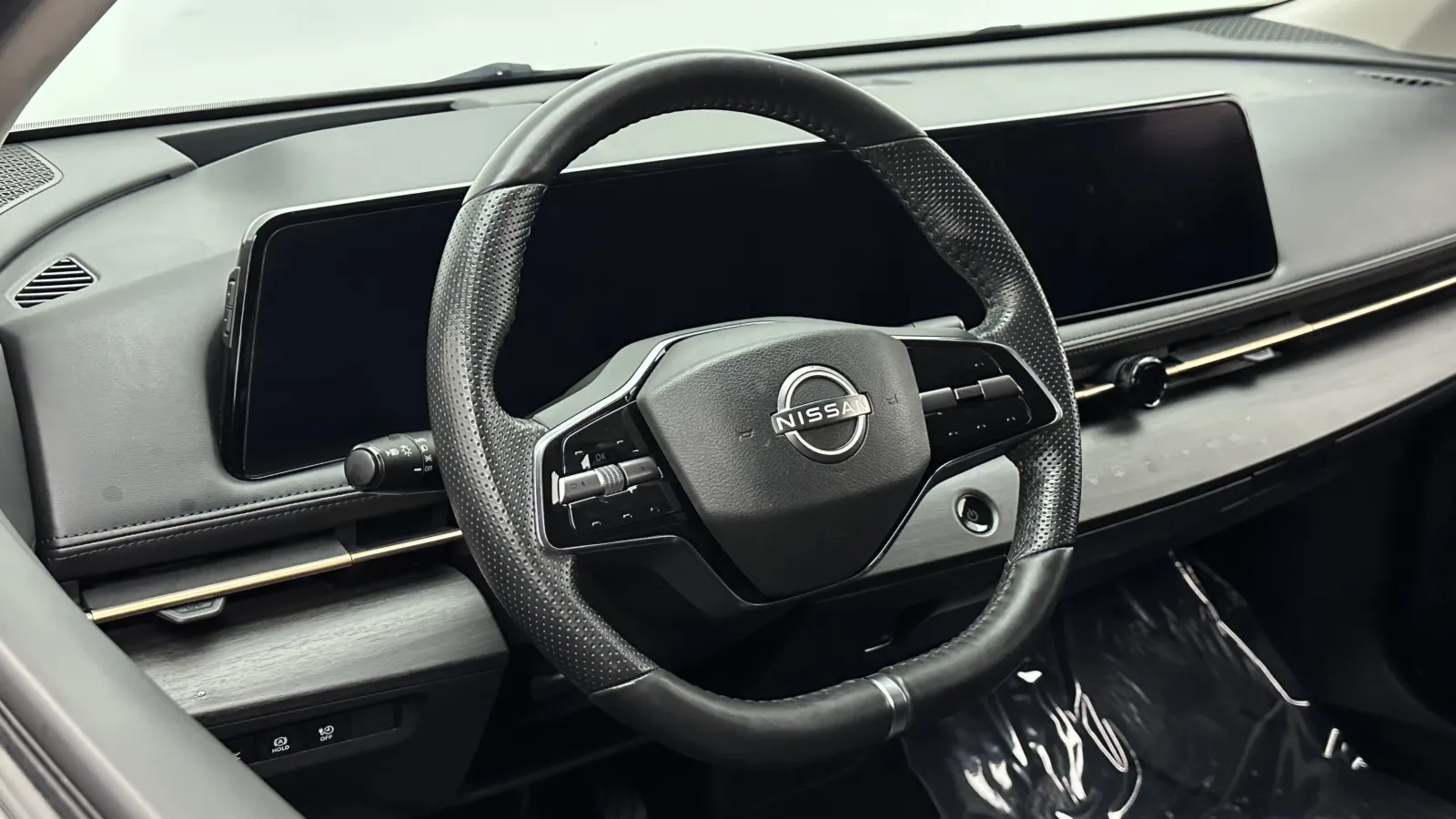 Nissan Ariya photo 8