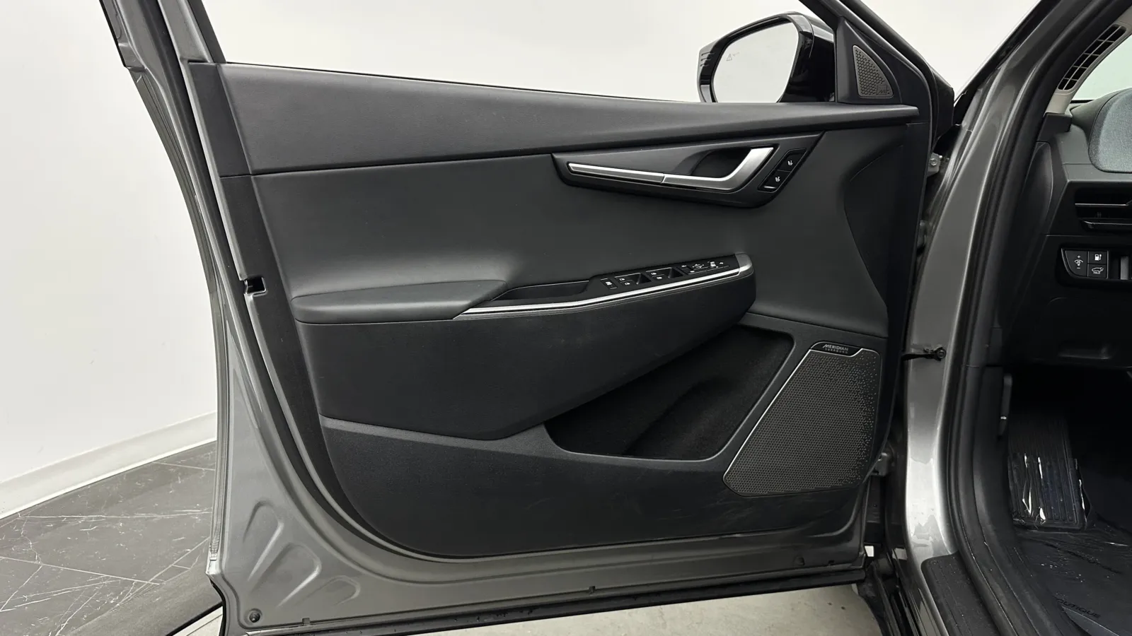 Kia EV6 photo 10