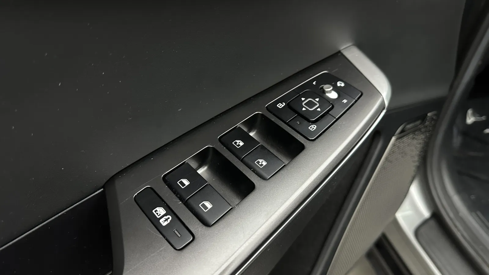 Kia EV6 photo 12