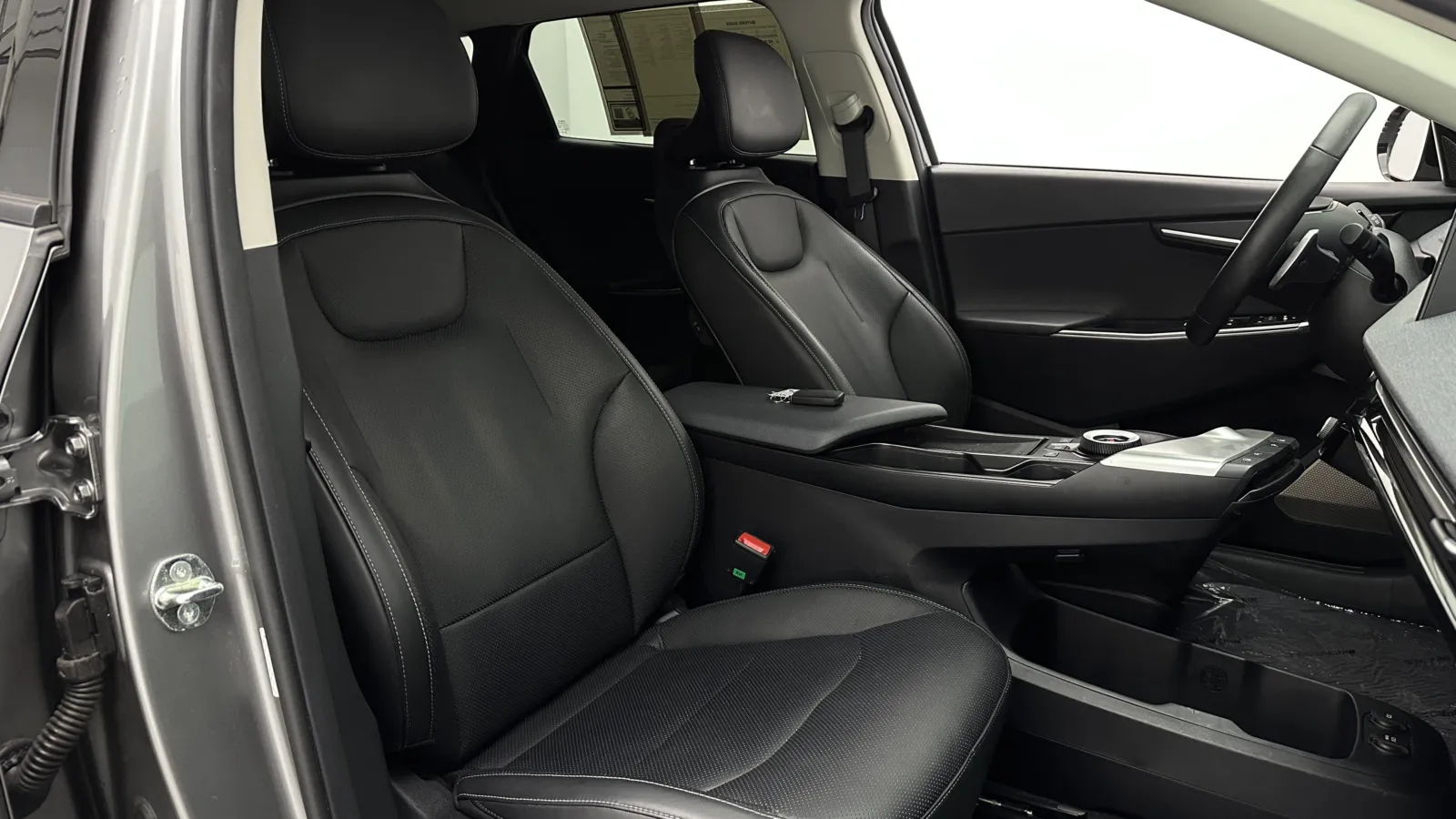 Kia EV6 photo 38