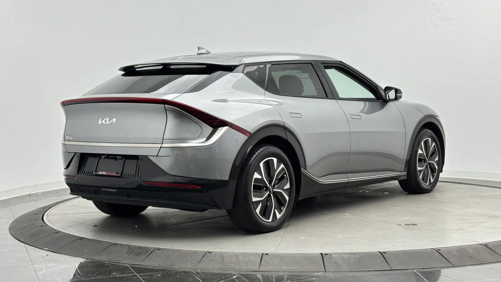 Kia EV6 photo 8